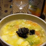 野菜たっぷり、レタスとトマトの夏うどん